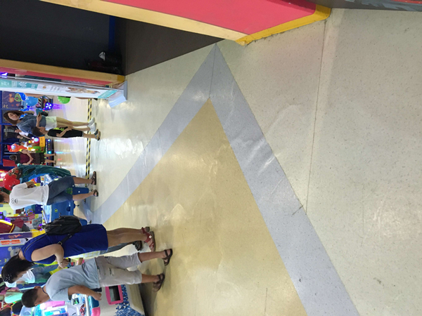 塑膠地板起鼓怎么辦 三招教你快速解決起鼓問題 塑膠地板起鼓怎么辦 三招教你快速解決起鼓問題